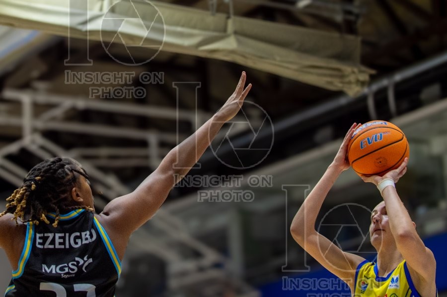 MOVISTAR ESTUDIANTES VS SPAR GRAN CANARIA