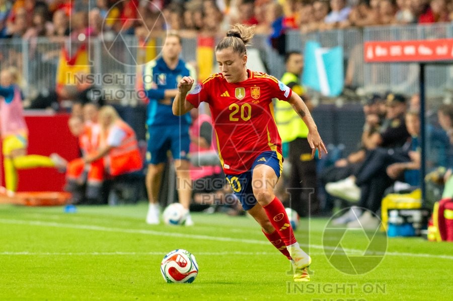 UEFA WOMEN’S NATIONS LEAGUE 2025 SEMIFINAL SPAIN VS SWEDEN