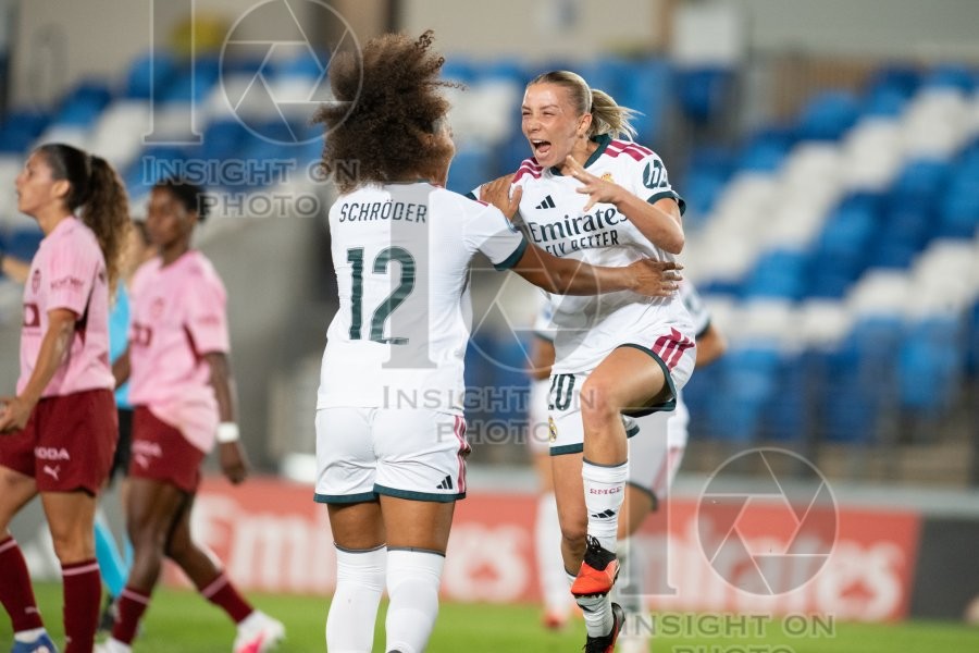 Real Madrid v Valencia CF - Liga F Women’s football