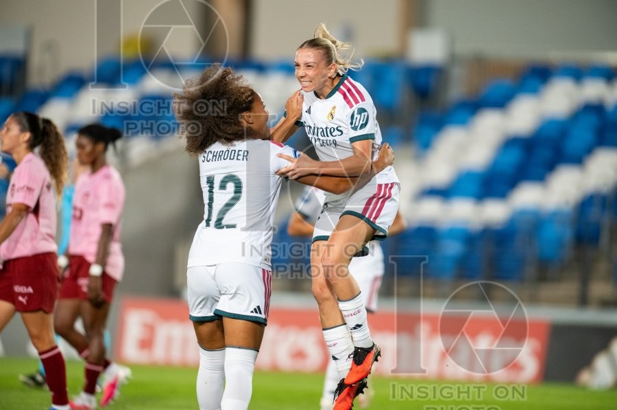 Real Madrid v Valencia CF - Liga F Women’s football