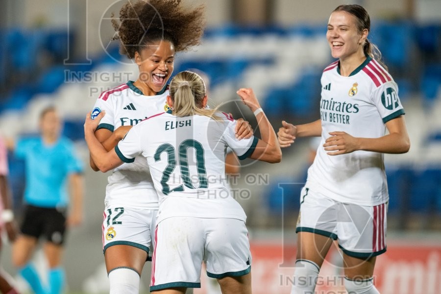 Real Madrid v Valencia CF - Liga F Women’s football