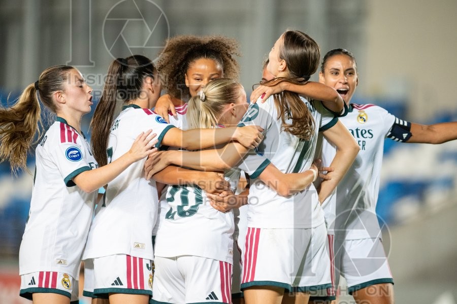 Real Madrid v Valencia CF - Liga F Women’s football