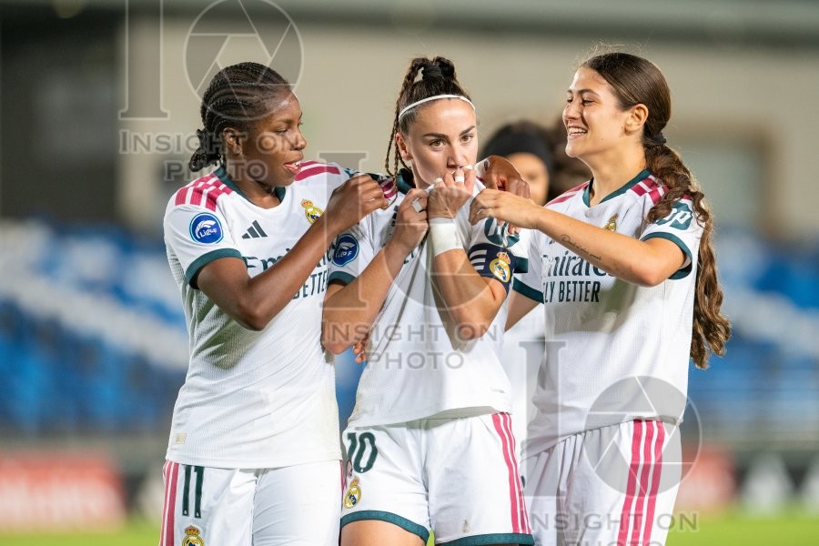 Real Madrid v Valencia CF - Liga F Women’s football