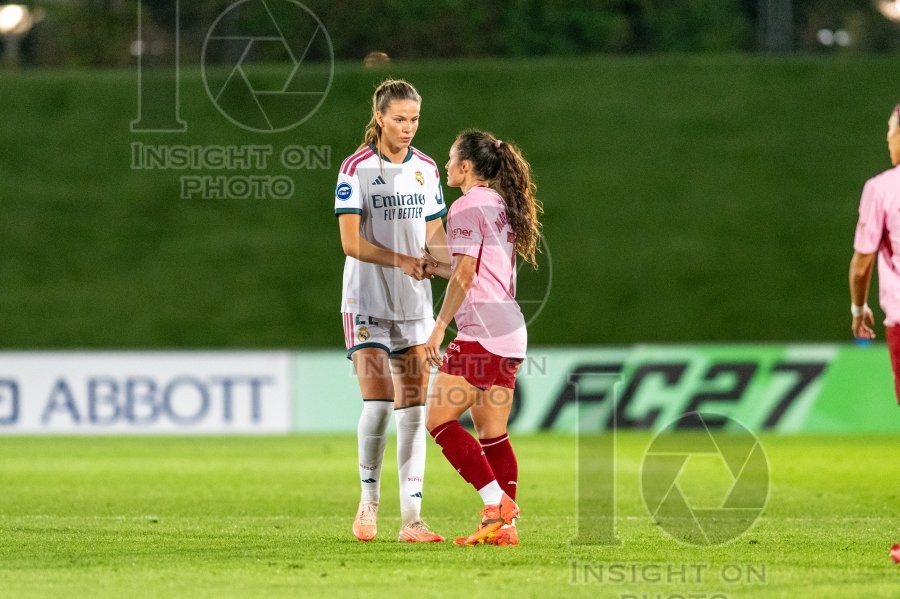Real Madrid v Valencia CF - Liga F Women’s football