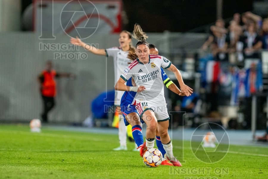 Real Madrid v Paris Saint Germain - UWCL league phase