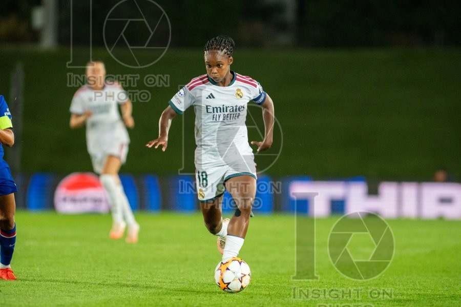 Real Madrid v Paris Saint Germain - UWCL league phase