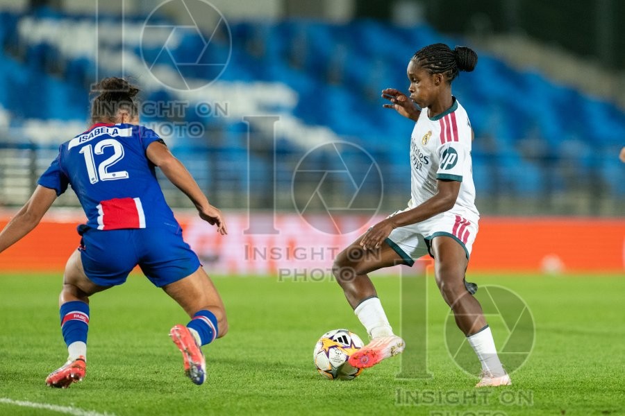 Real Madrid v Paris Saint Germain - UWCL league phase