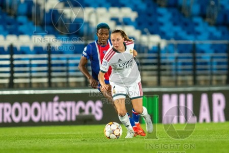 Real Madrid v Paris Saint Germain - UWCL league phase