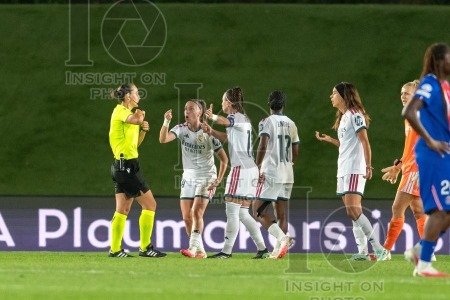 Real Madrid v Paris Saint Germain - UWCL league phase