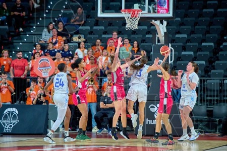 Valencia Basket Club v Flammes Carolo Basket, EuroLeague Women Basketball, Valencia, Spain